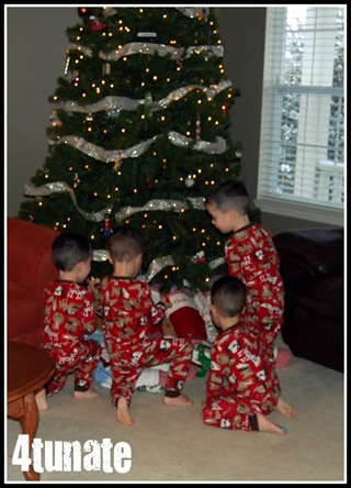 presents under the tree christmas morning