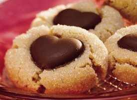 valentine's day peanut butter chocolate heart cookies
