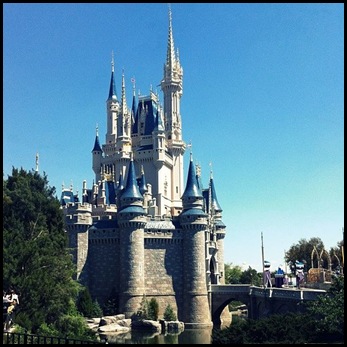 cinderella's castle magic kingdom disney vacation