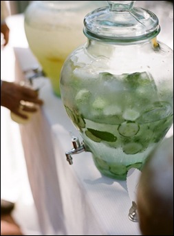 refreshing cucumber water